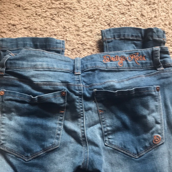 ripped capri - Picture 2 of 2